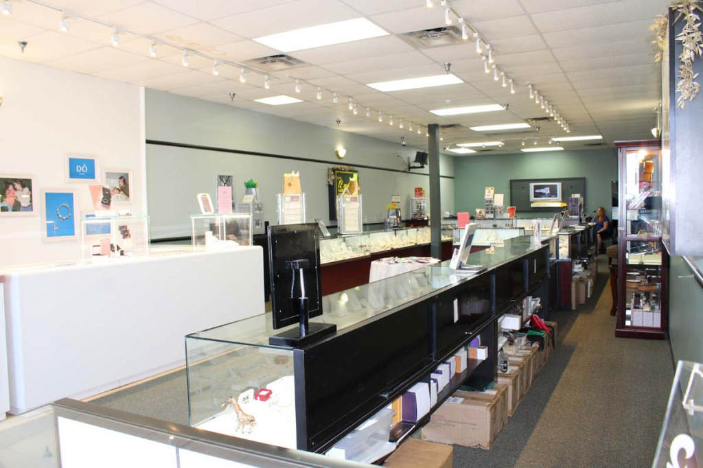 About J. Howard Jewelers Our Jewelry Store Bedford, IN